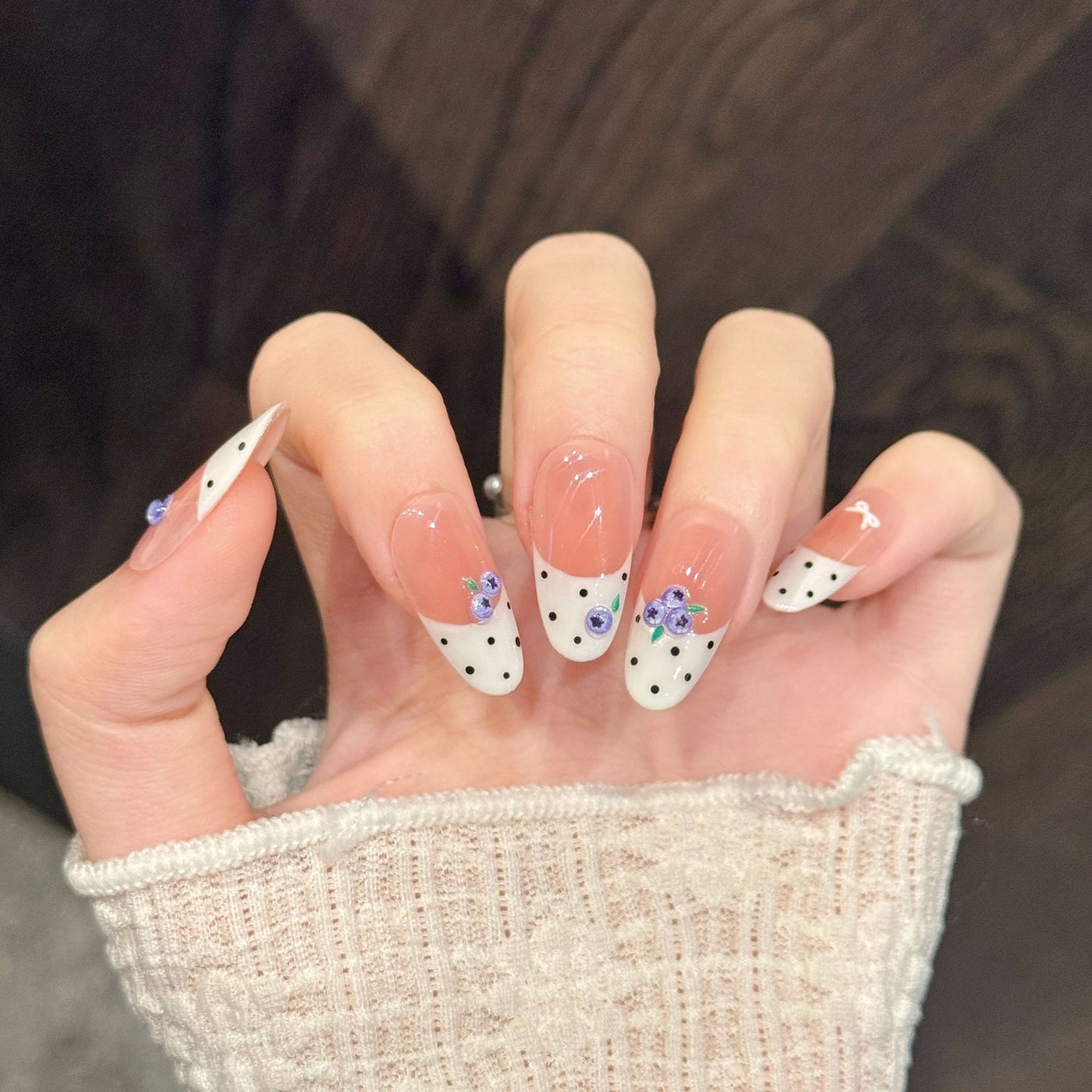 Berry Fizz | Medium Oval Press‑on Nails