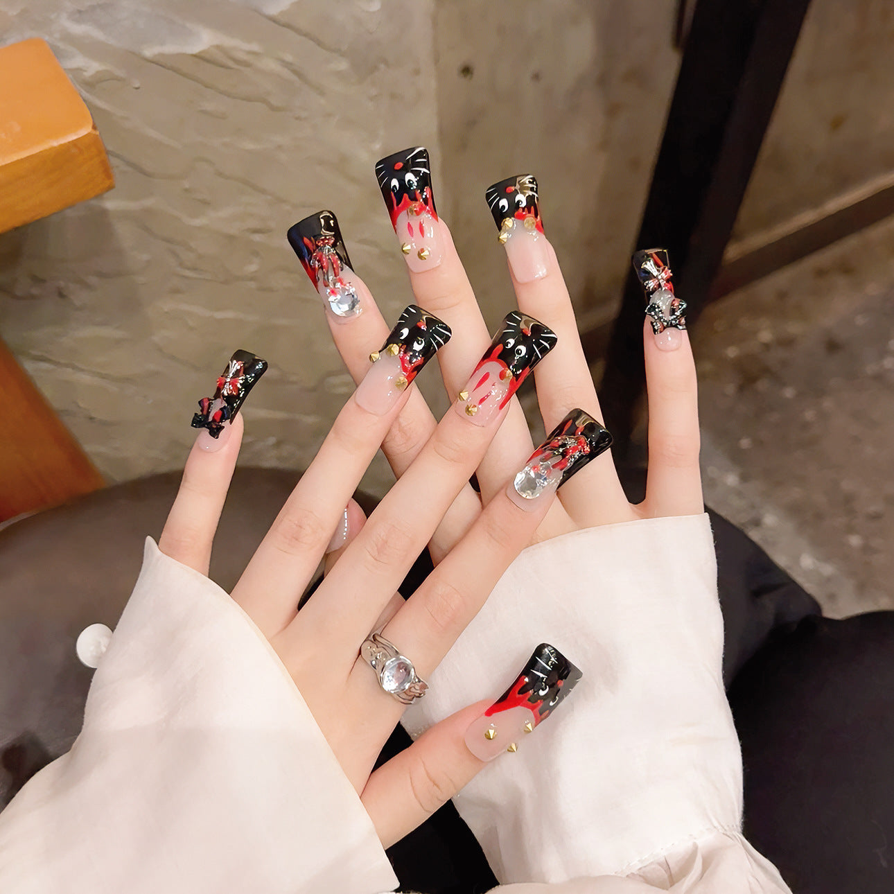 Kitty Drip | Long Duck Press‑on Nails