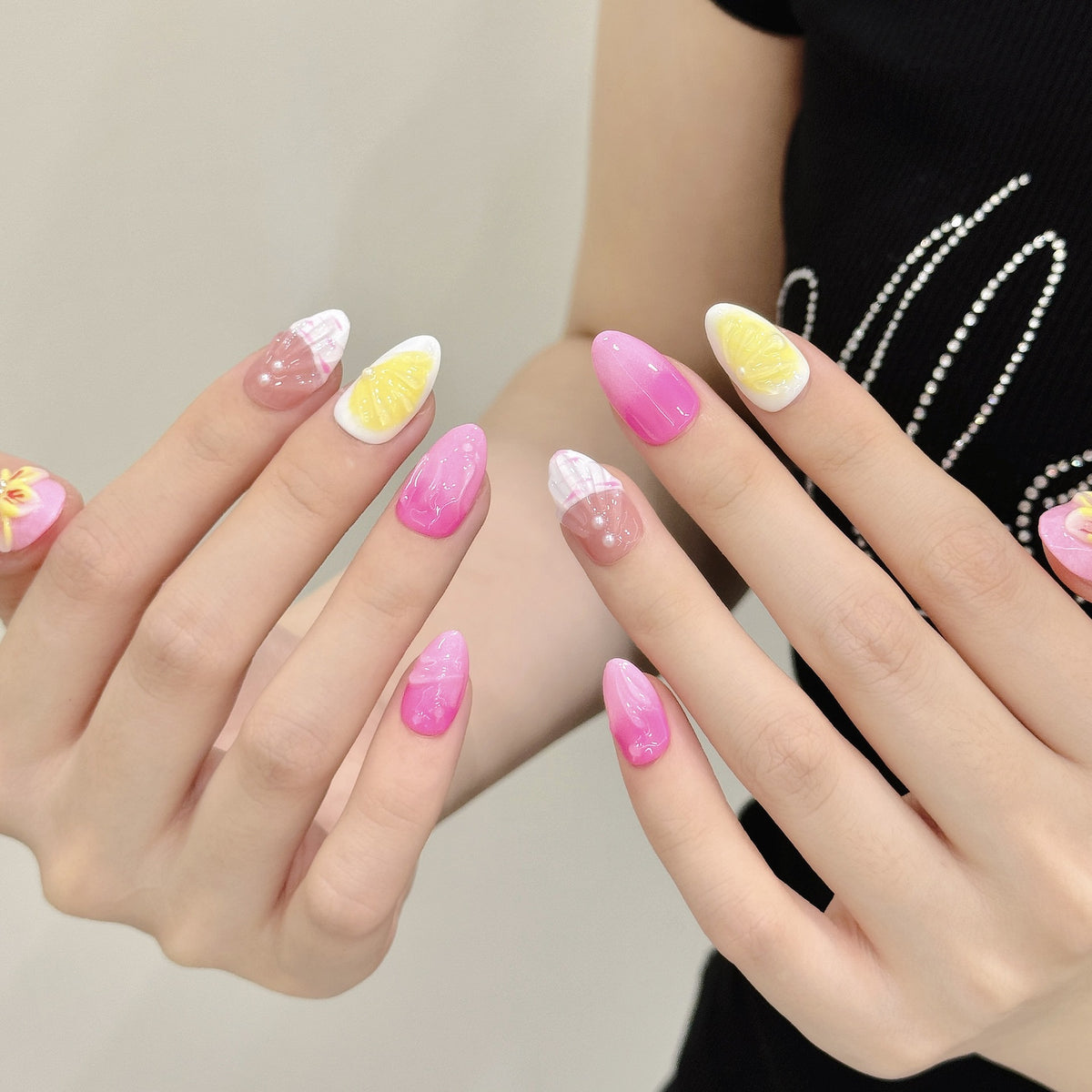 Beach Bloom | Short Almond Press‑on Nails