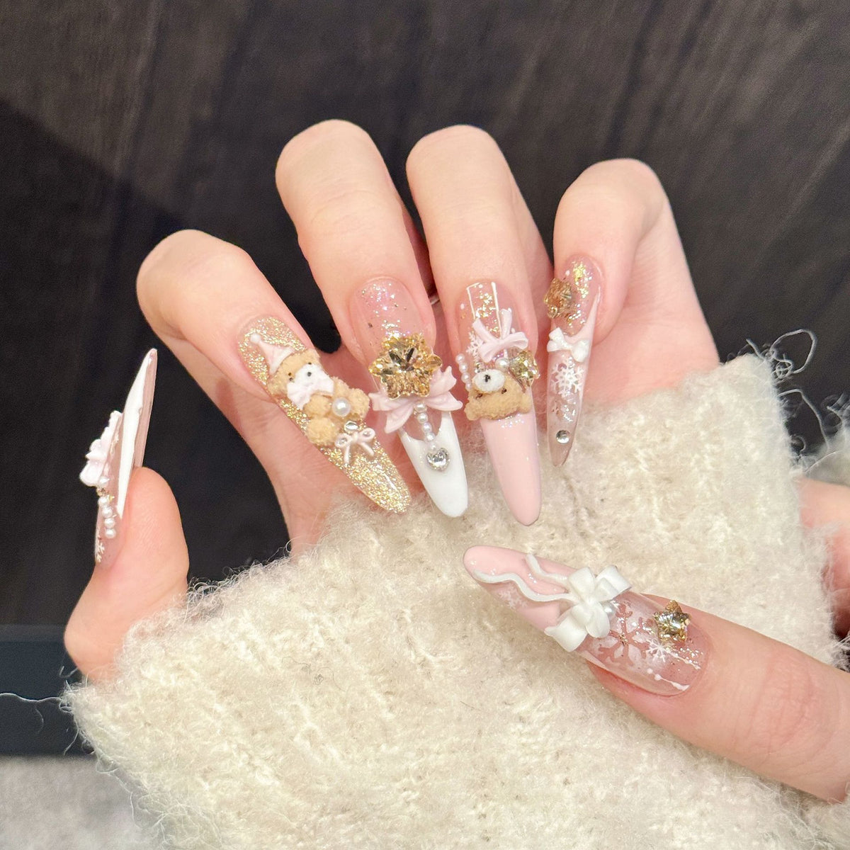 Teddy Blush | Long Stiletto Press‑on Nails