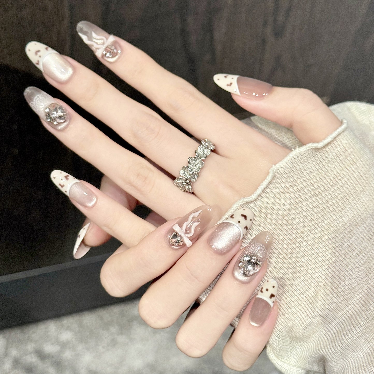 Soft Blush | Medium Oval Press‑on Nails