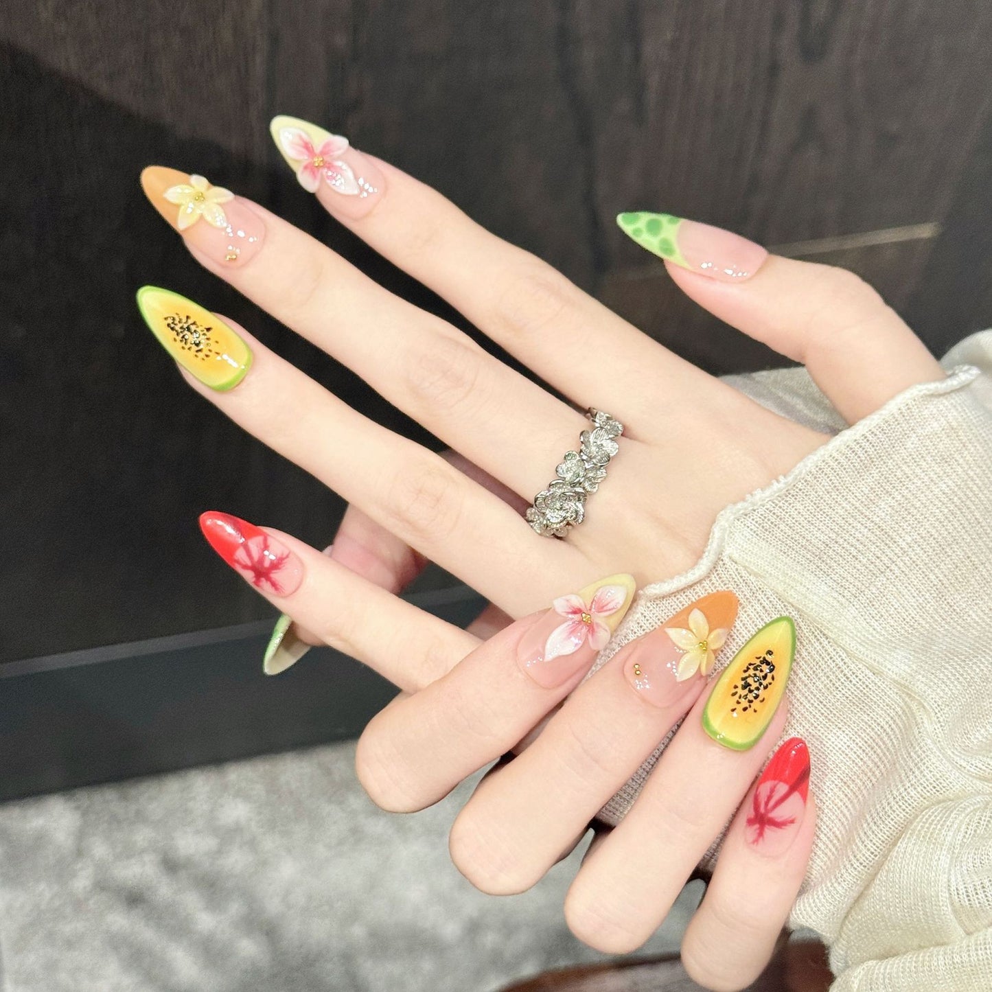 Tropic Glow | Medium Almond Press‑on Nails