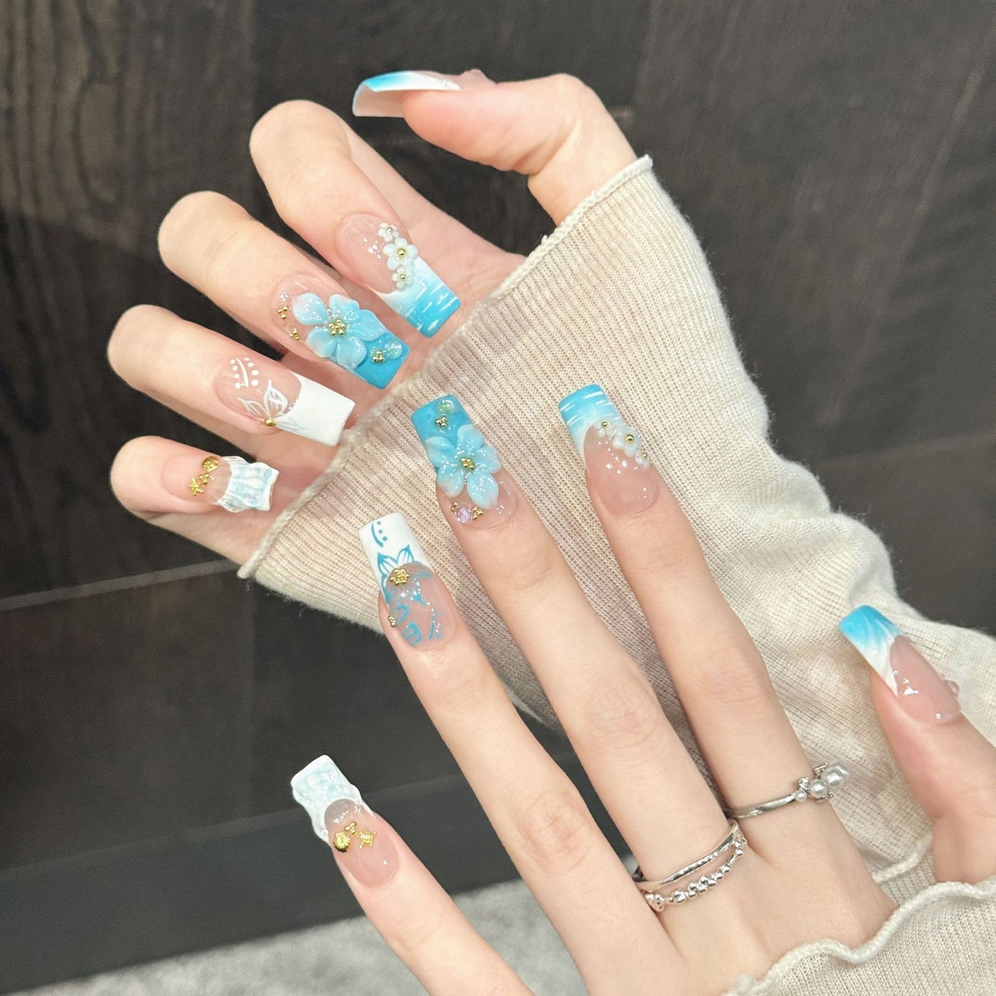 Aqua Bloom | Long Square Press‑on Nails