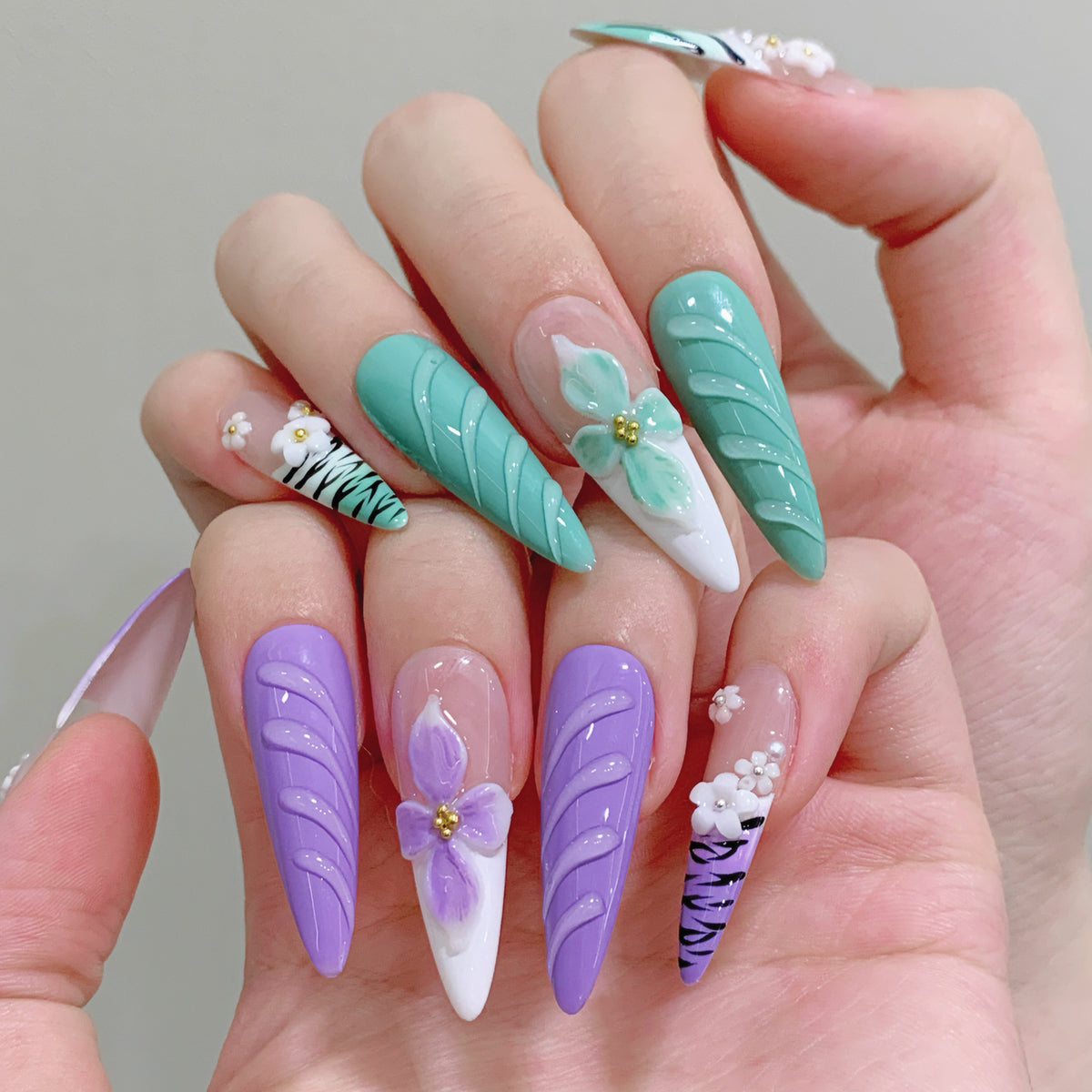 Lilac Breeze | Long Stiletto Press‑on Nails