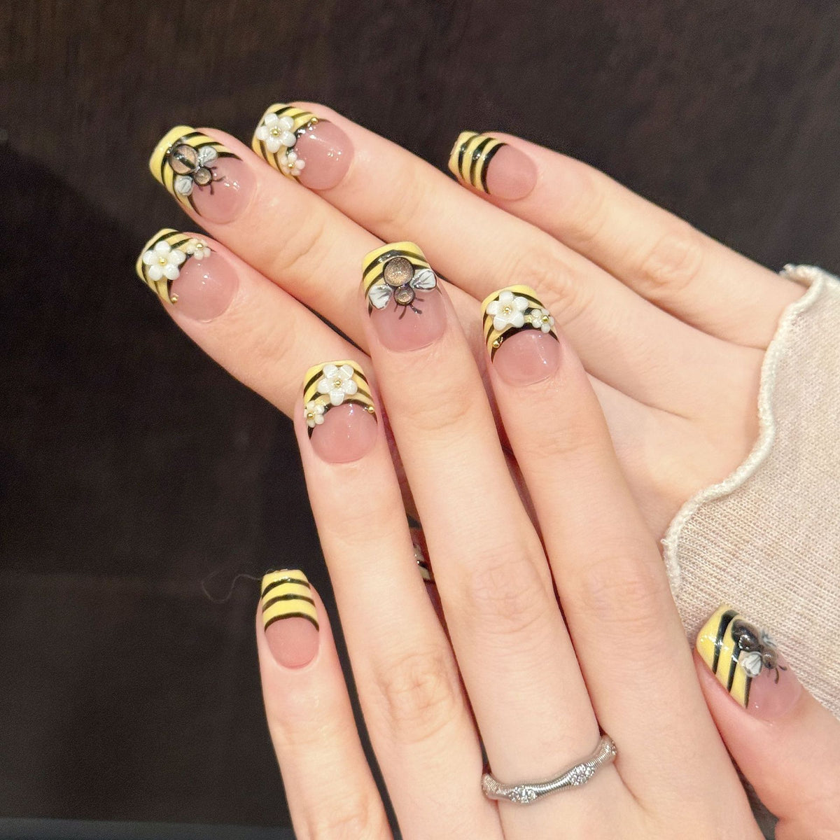 Bumble Sweet | Short Square Press‑on Nails