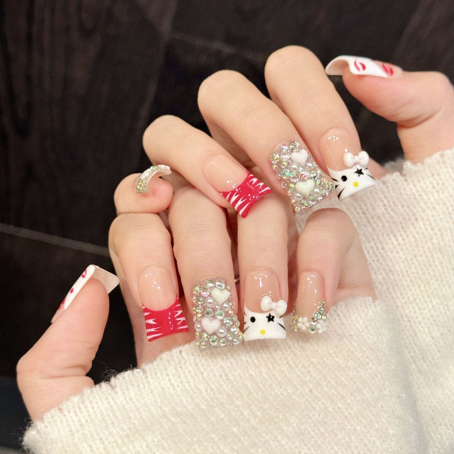 Kitty Red Crush | Short Duck Press‑on Nails