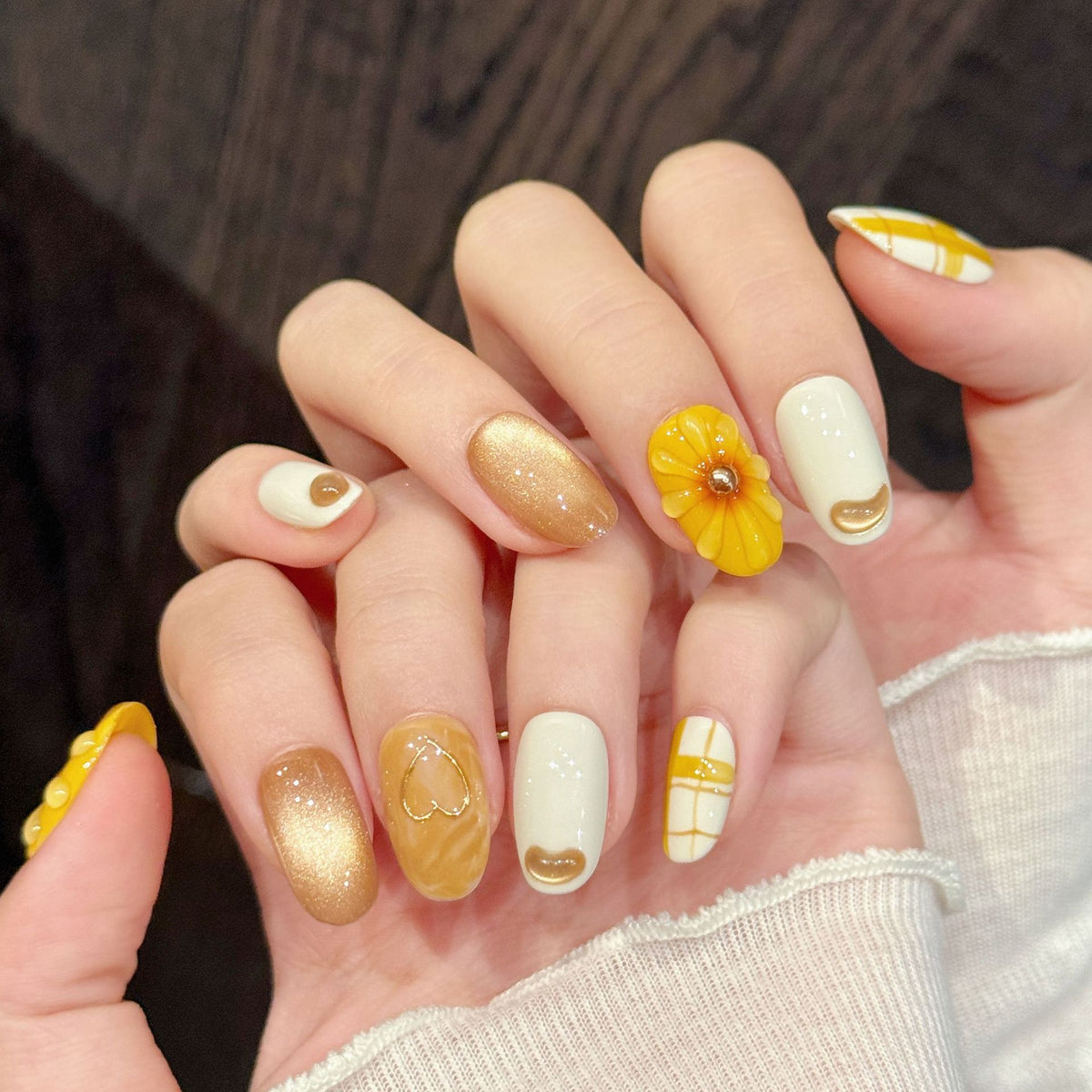 Tangerine Warmth | Short Oval Press‑on Nails