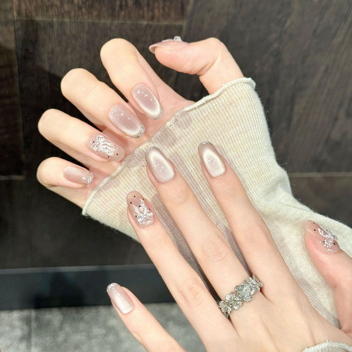 Blush Bow | Short Oval Press‑on Nails
