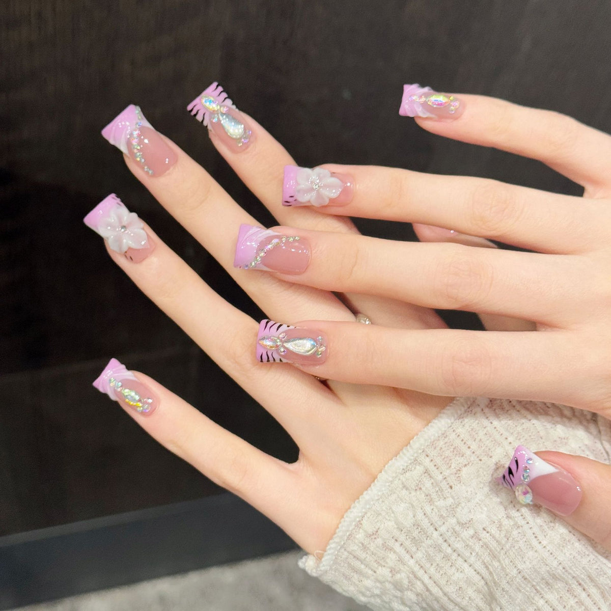 Pink Zebra Glow | Short Duck Press‑on Nails