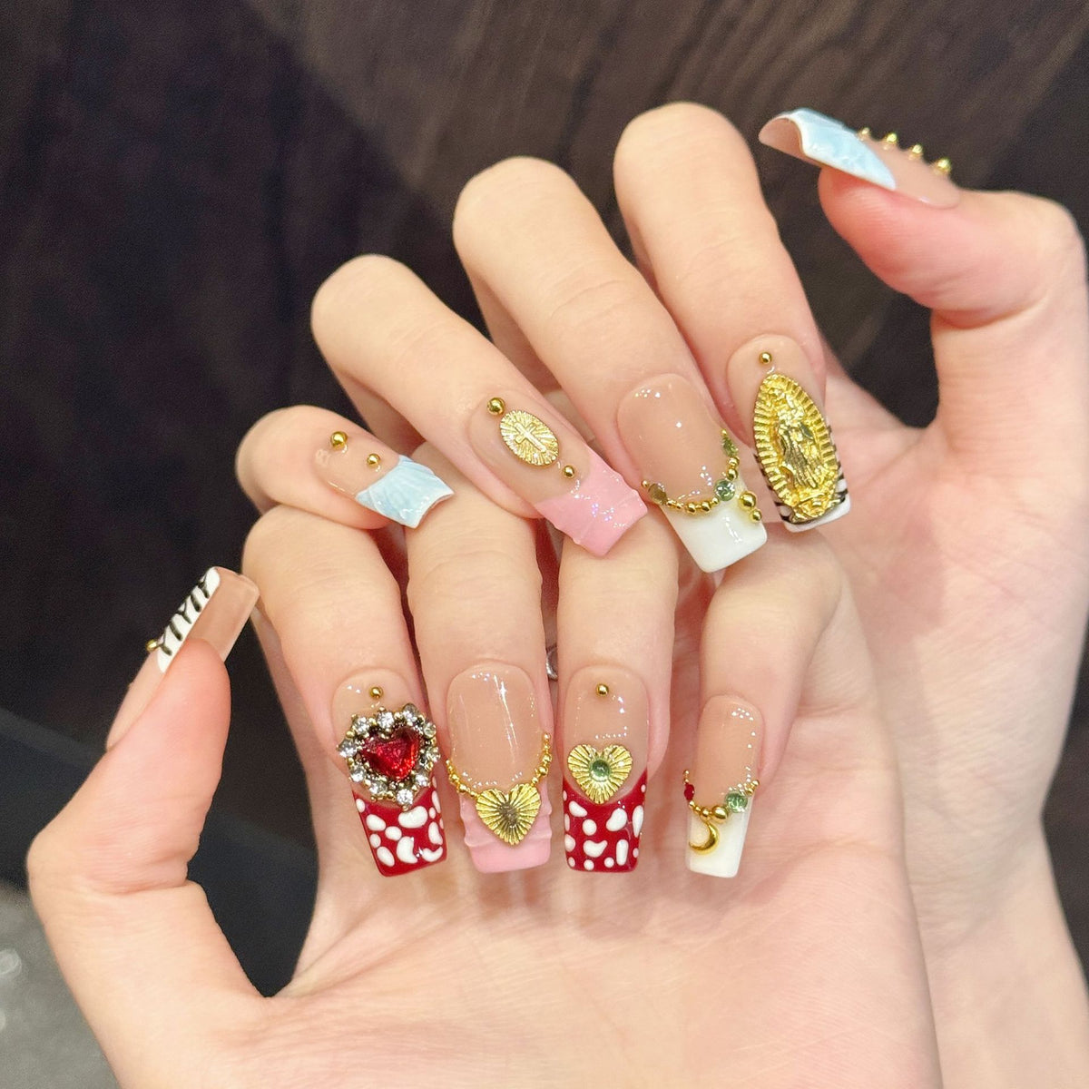 Gilded Retro | Long Square Press‑on Nails