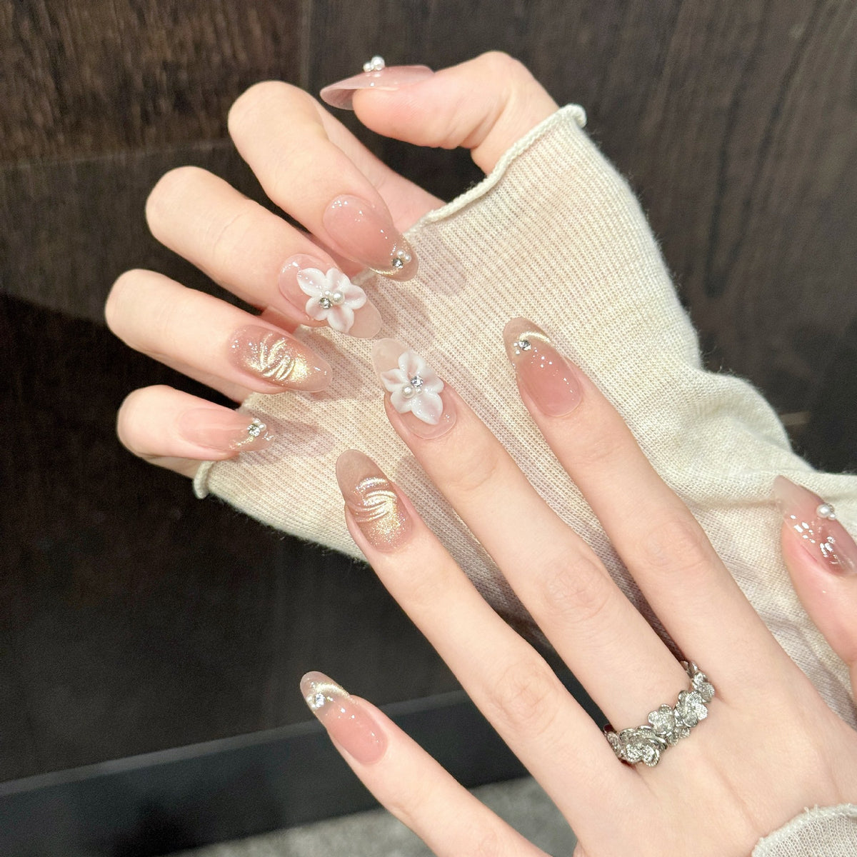 Petal Shimmer | Short Oval Press‑on Nails