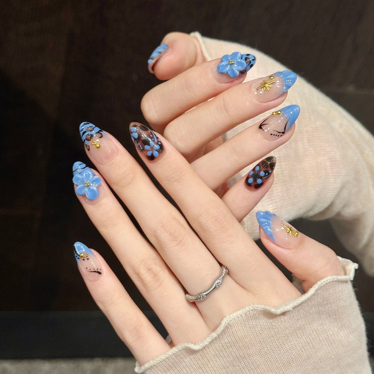 Blue Safari | Short Almond Press‑on Nails
