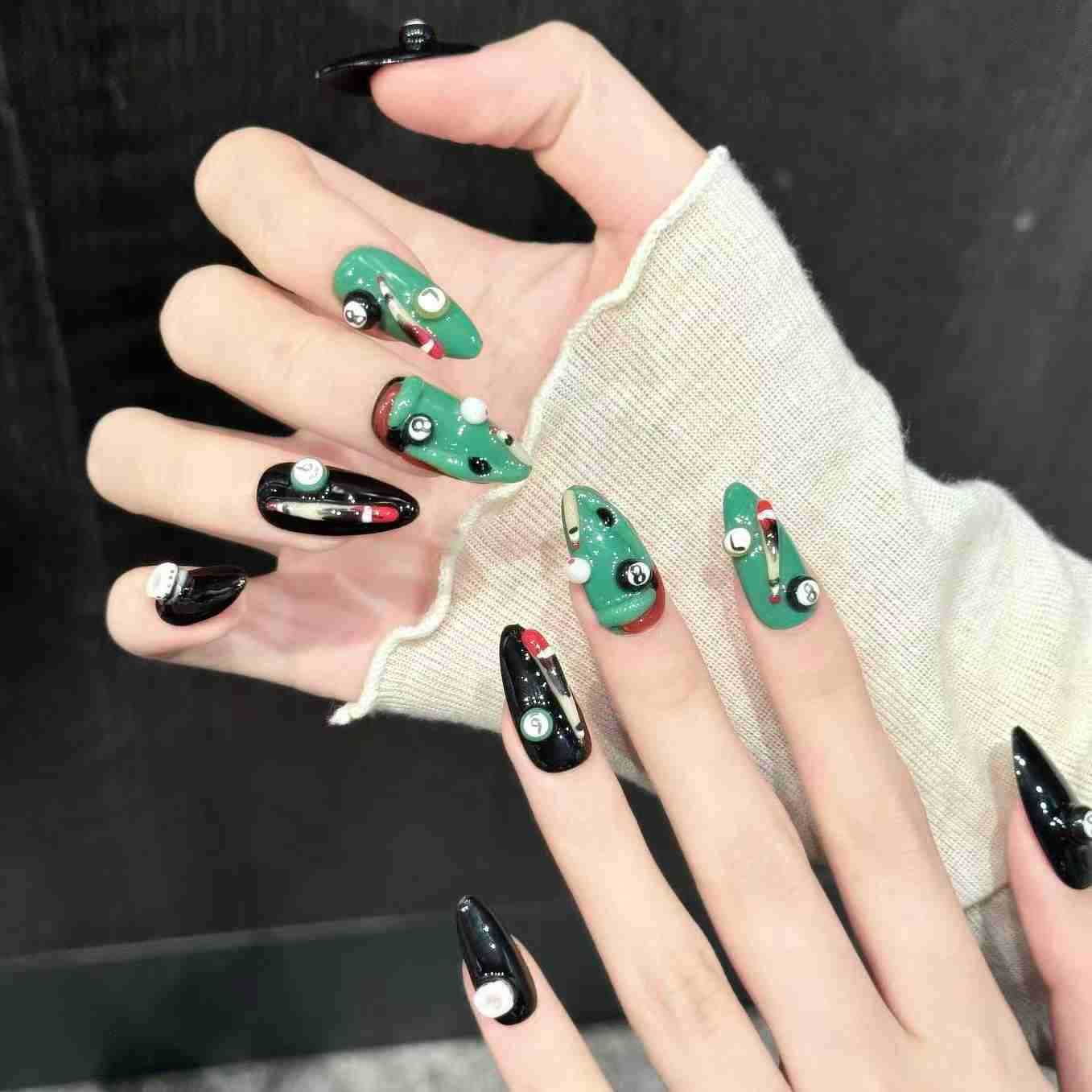 Kaelis Veyra | Medium Almond Press‑on Nails