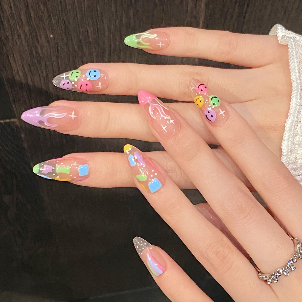 Candy Grin | Medium Almond Press‑on Nails