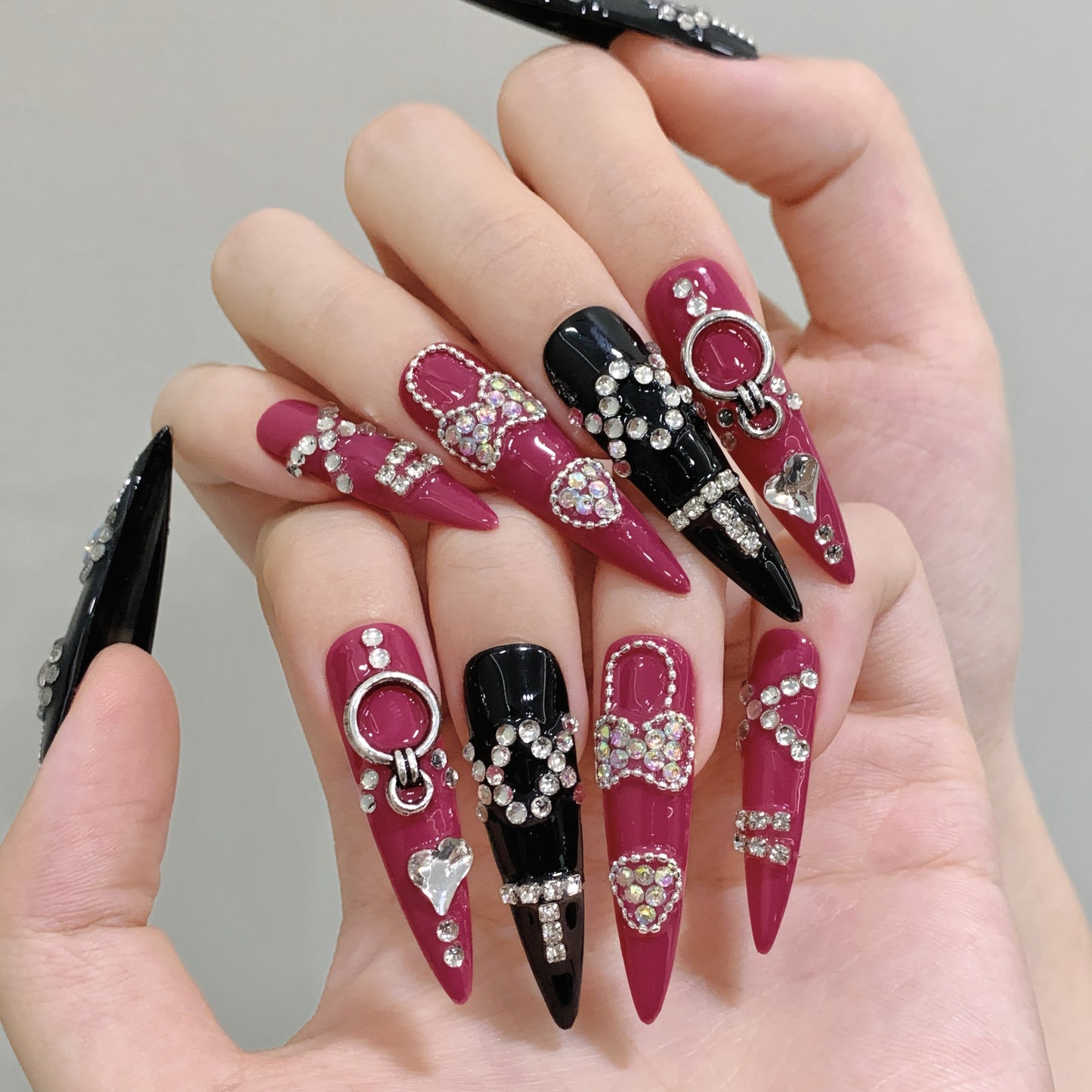 Roxie Glam | Long Stiletto Press‑on Nails