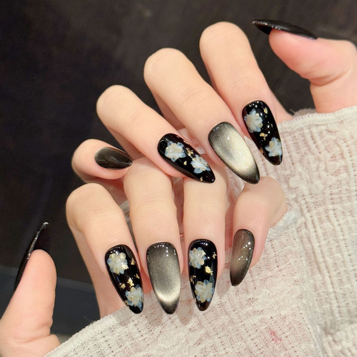 Dusk Gild | Medium Almond Press‑on Nails