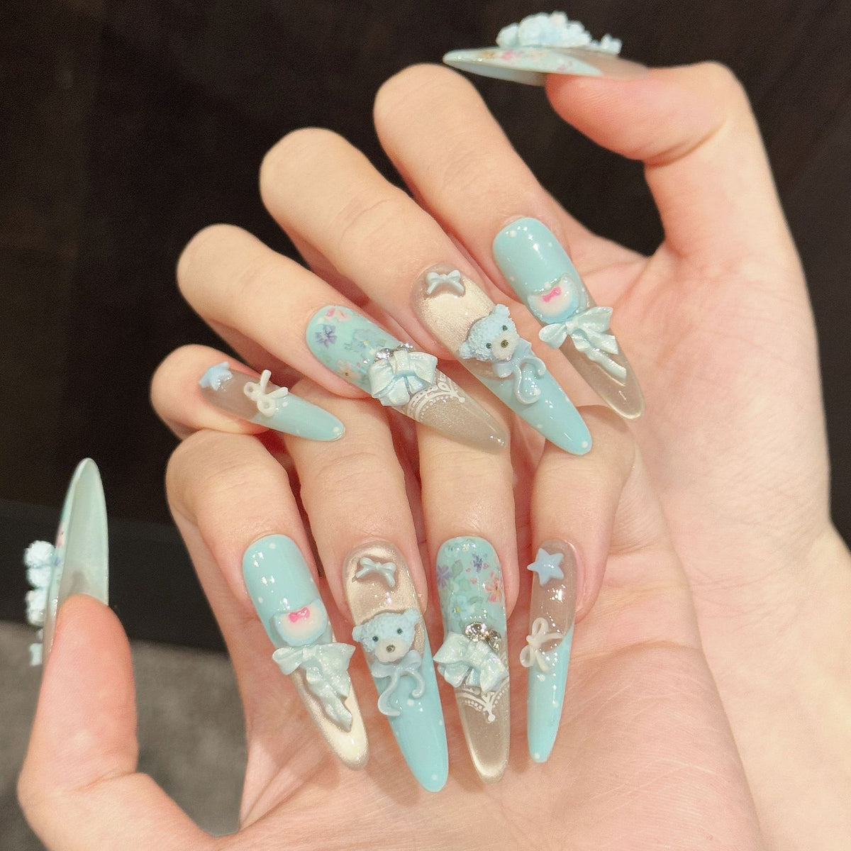 Sky Cub | Long Stiletto Press‑on Nails
