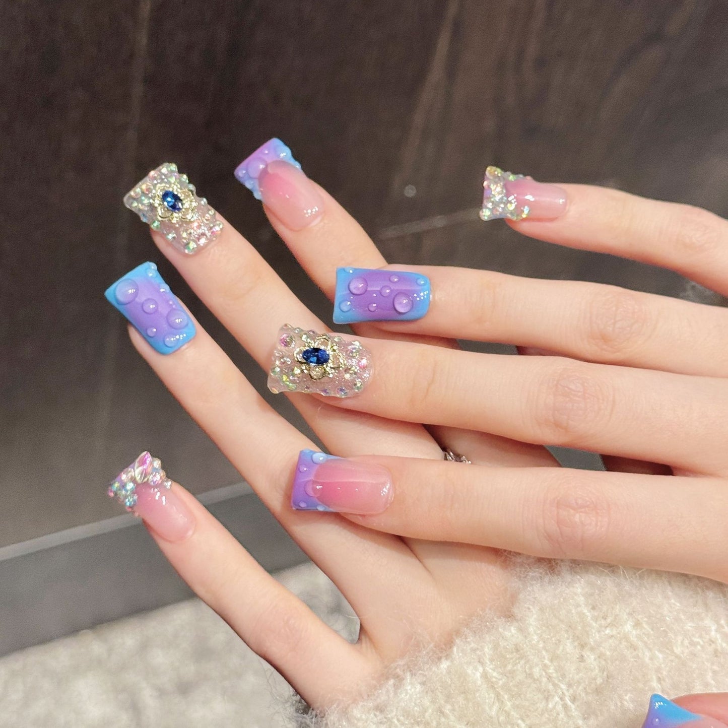 Sapphire Bubble Dream | Short Duck Press‑on Nails