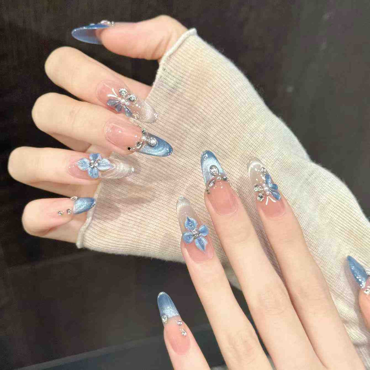 Sky Dew | Long Oval Press‑on Nails