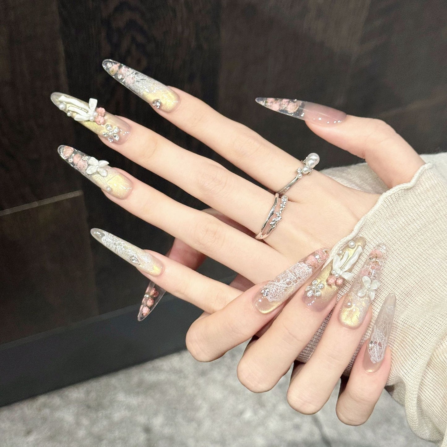 Cream Shimmer | Extra Long Stiletto Press‑on Nails