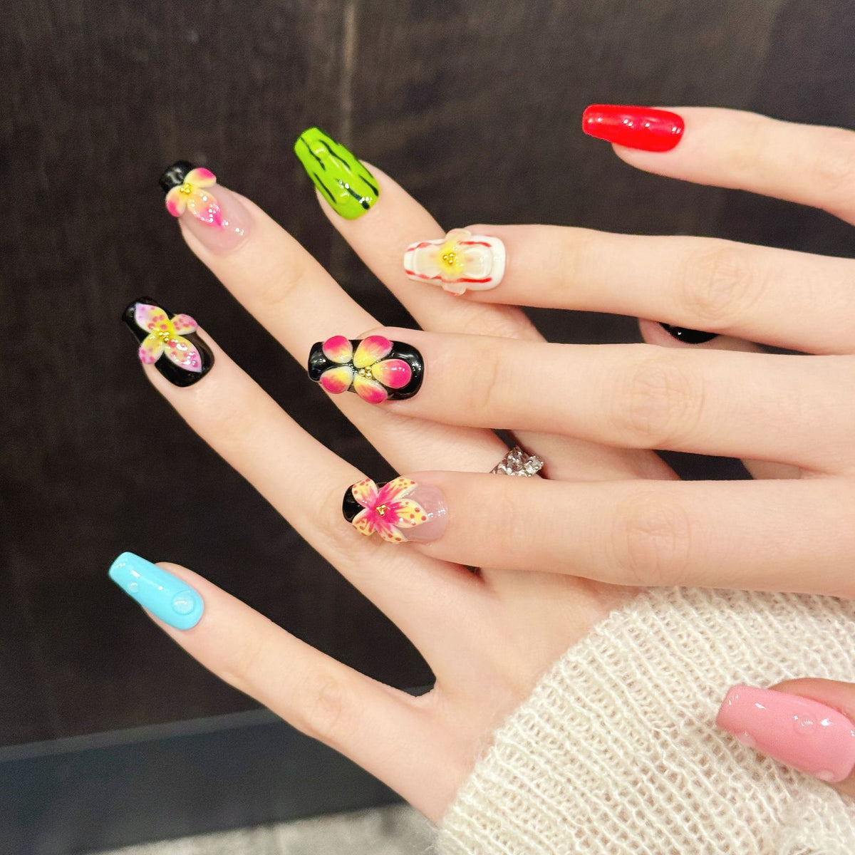Tropical Pop Bloom | Short Coffin Press‑on Nails