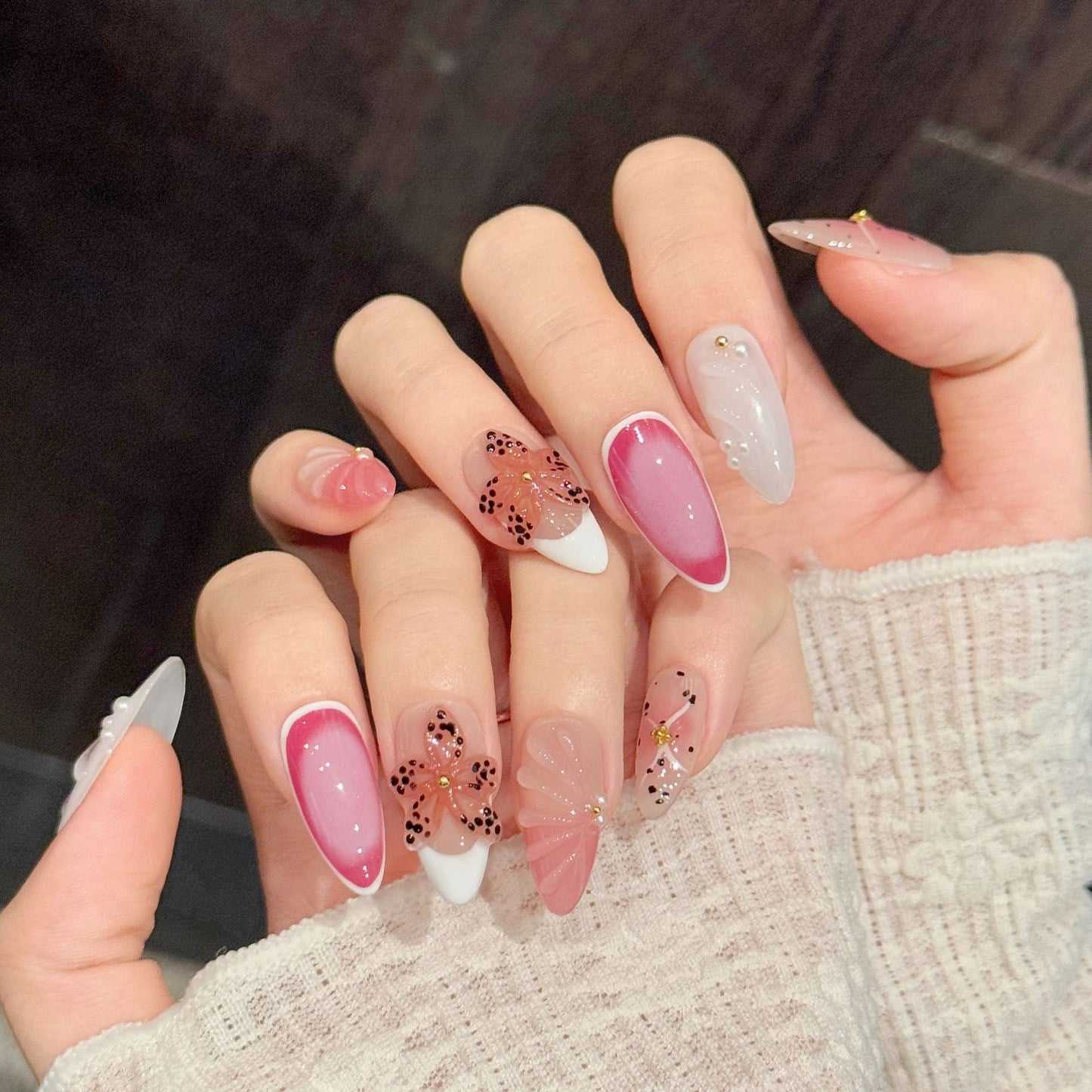 Blush Speck | Medium Almond Press‑on Nails