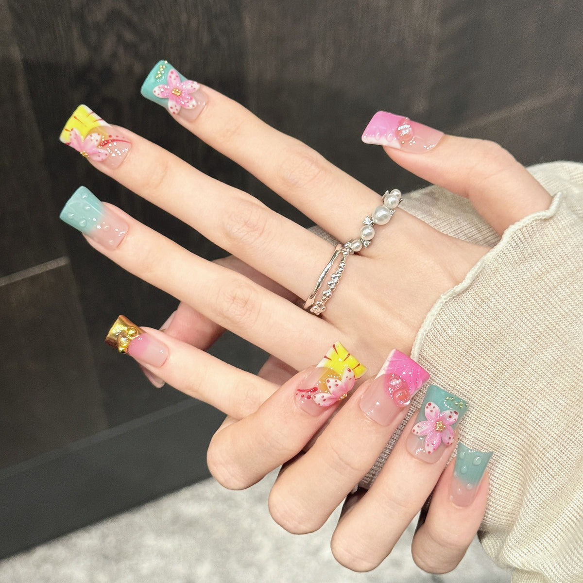 Macaron Glow | Short Duck Press‑on Nails
