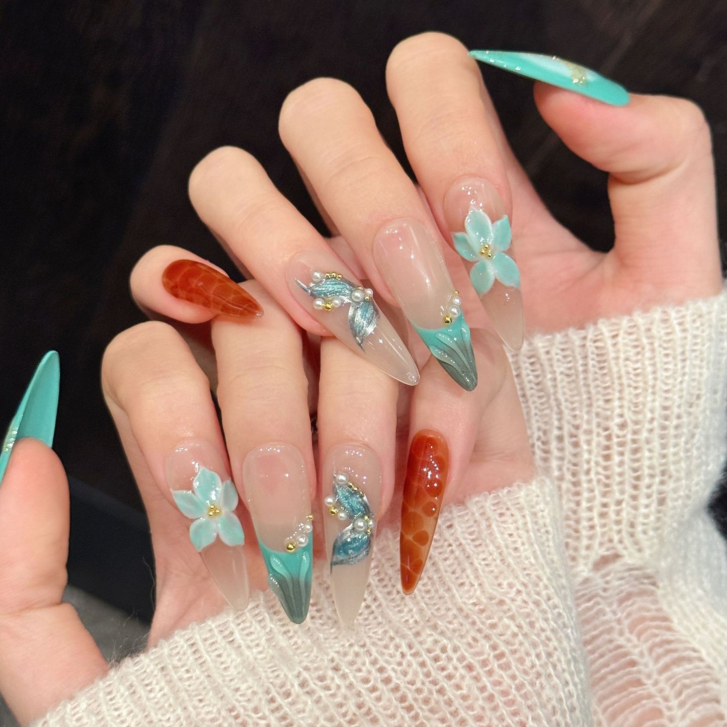 Cora Aqua | Long Stiletto Press‑on Nails