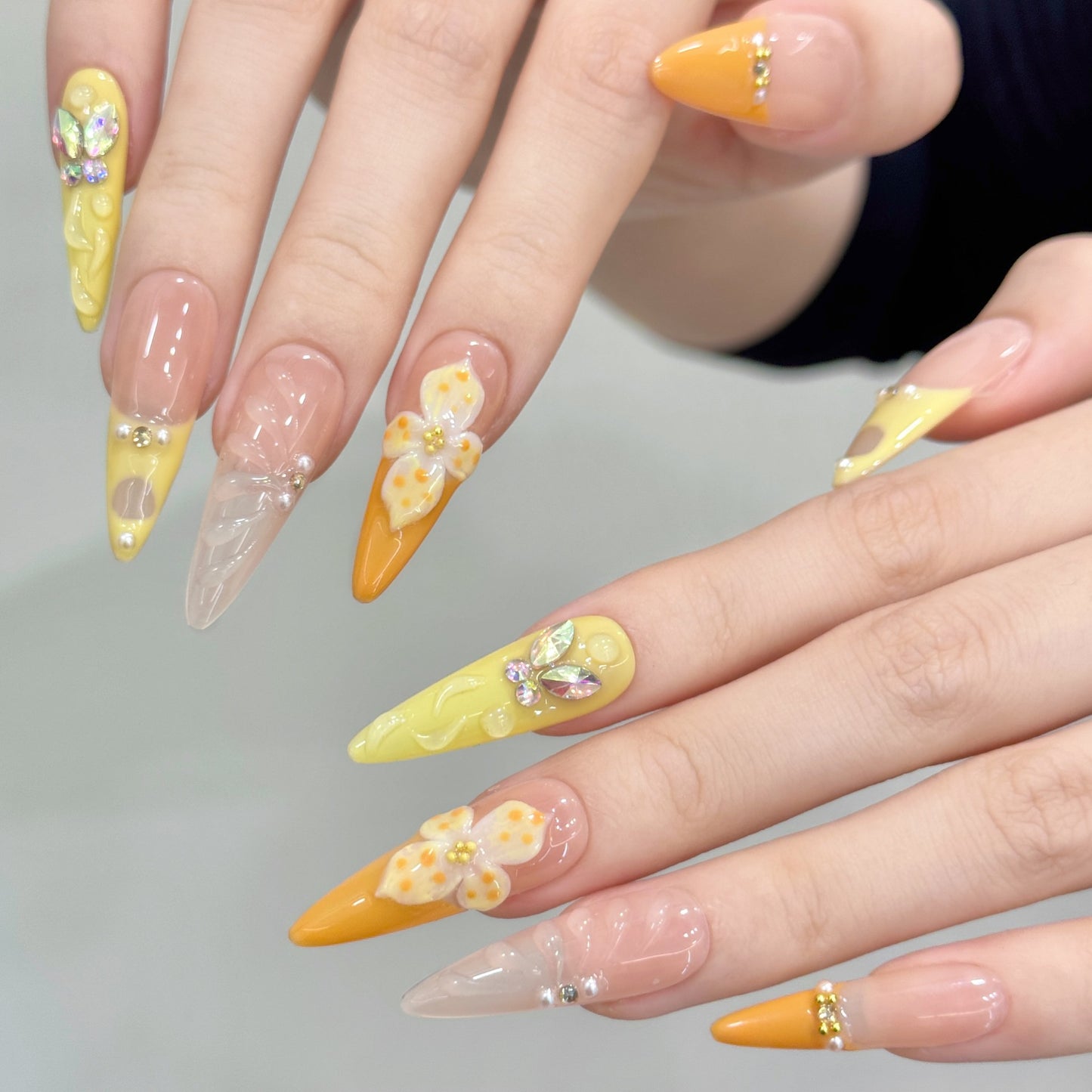 Honey Wing | Long Stiletto Press‑on Nails