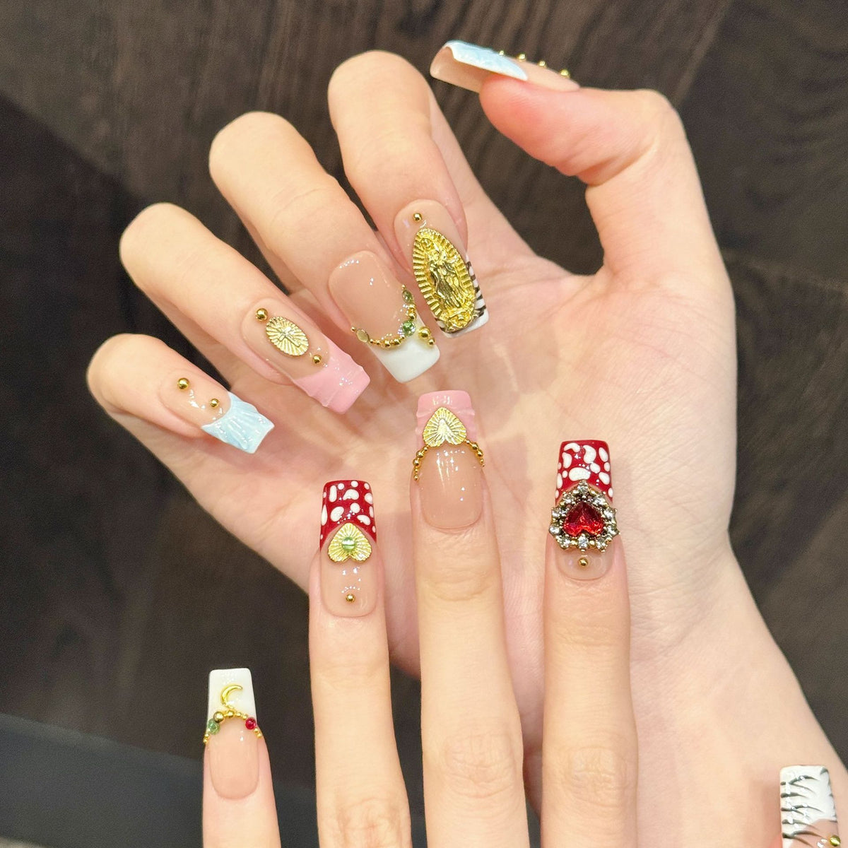 Gilded Retro | Long Square Press‑on Nails