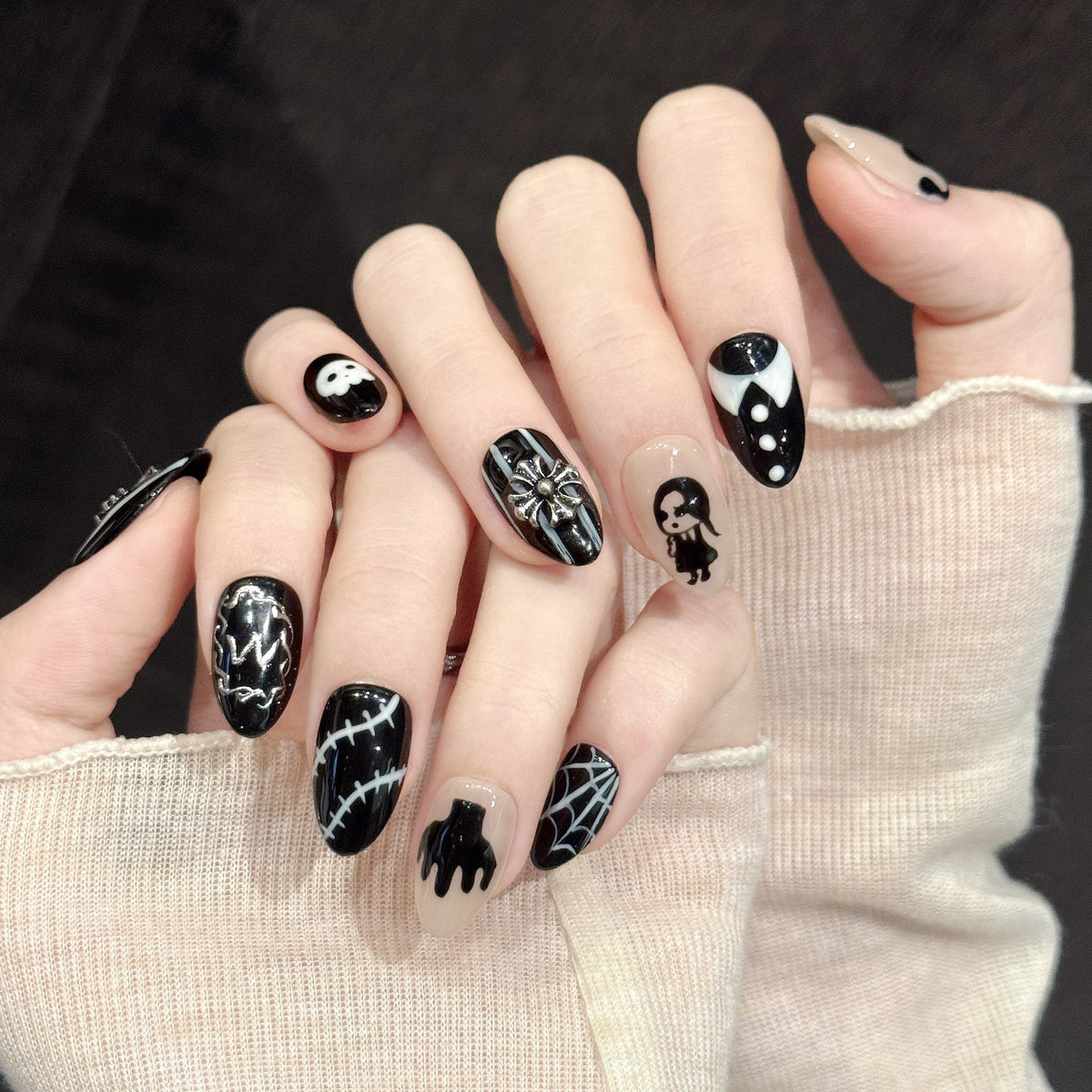 Dark Doll | Short Almond Press‑on Nails