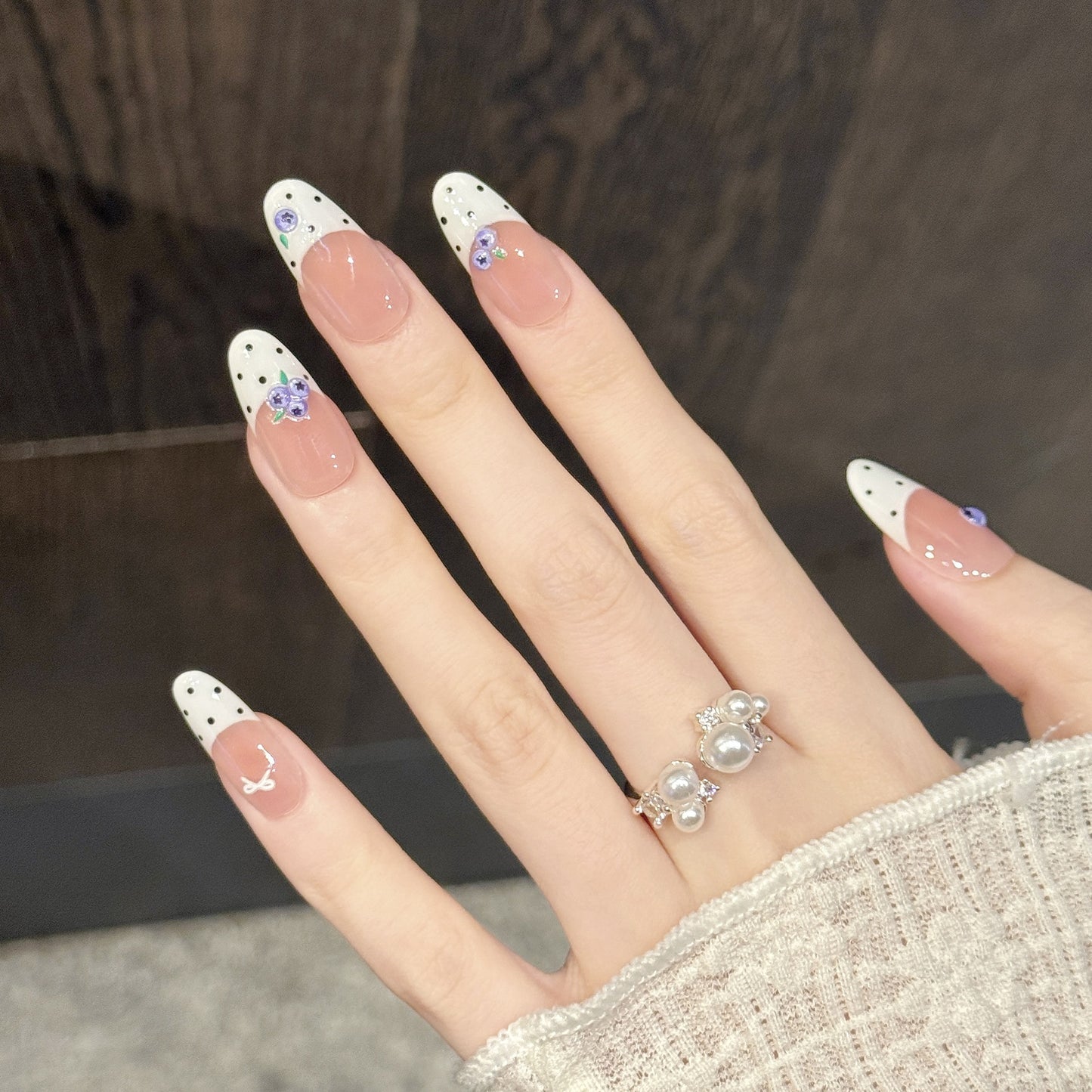 Berry Fizz | Medium Oval Press‑on Nails