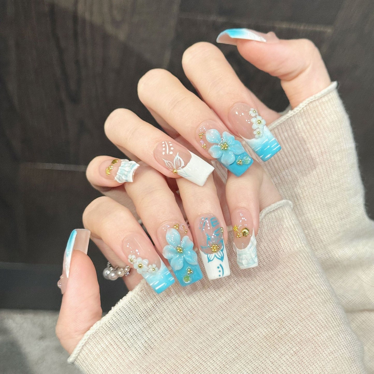 Aqua Bloom | Long Square Press‑on Nails