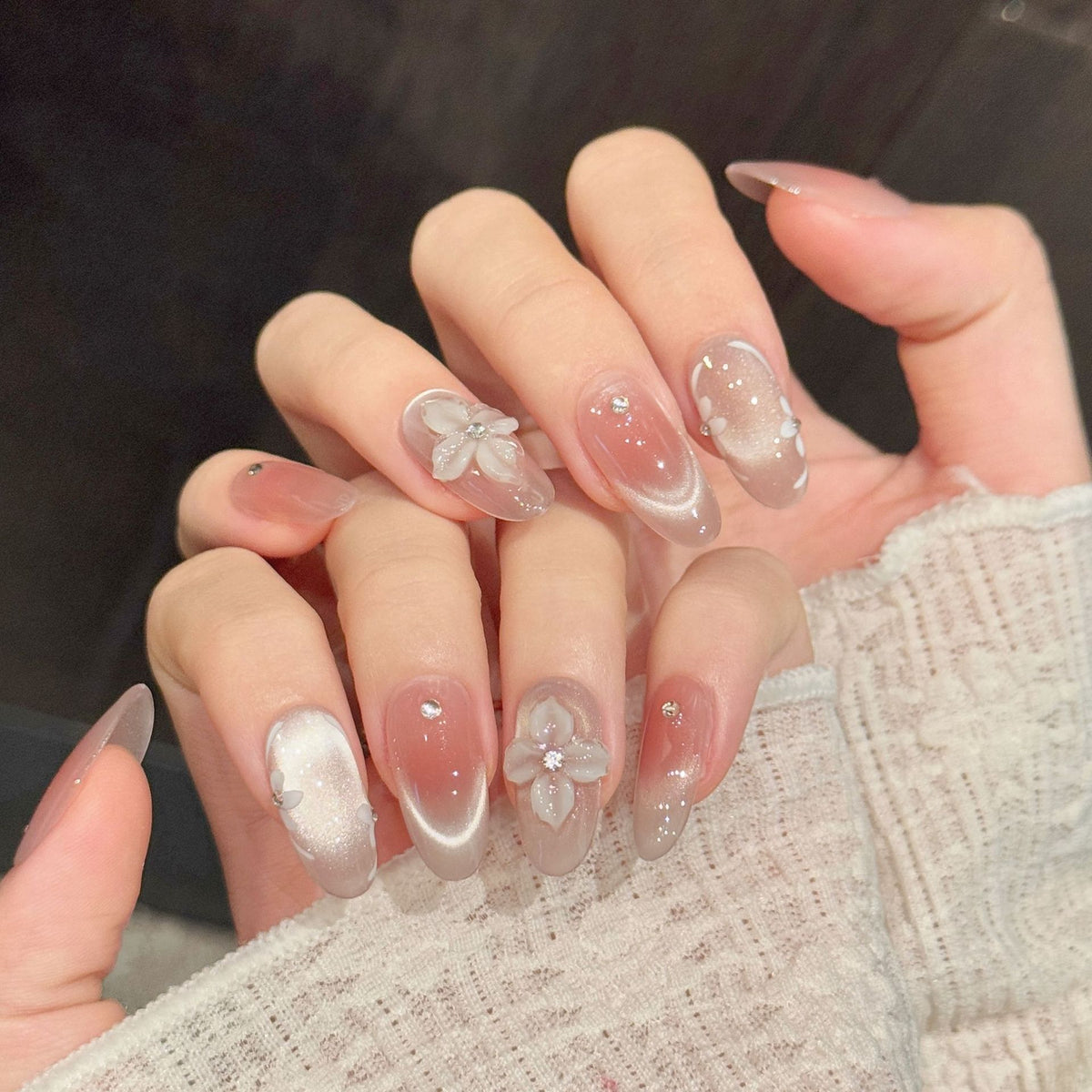 Petal Hush | Medium Oval Press‑on Nails