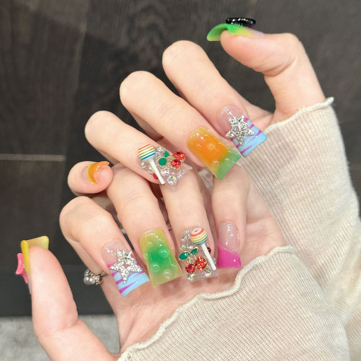 Neon Candy | Short Duck Press‑on Nails