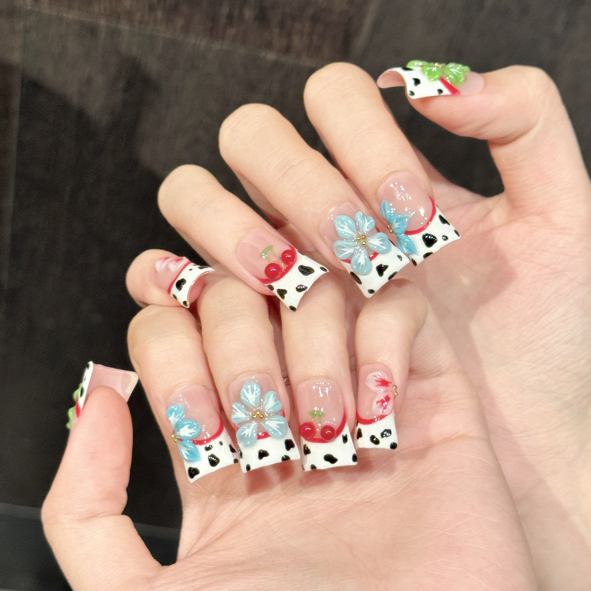 Spotty Cherry | Short Duck Press‑on Nails