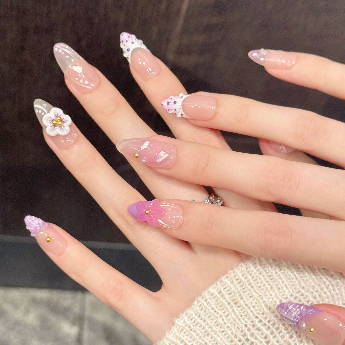 Lilac Petal | Medium Almond Press‑on Nails