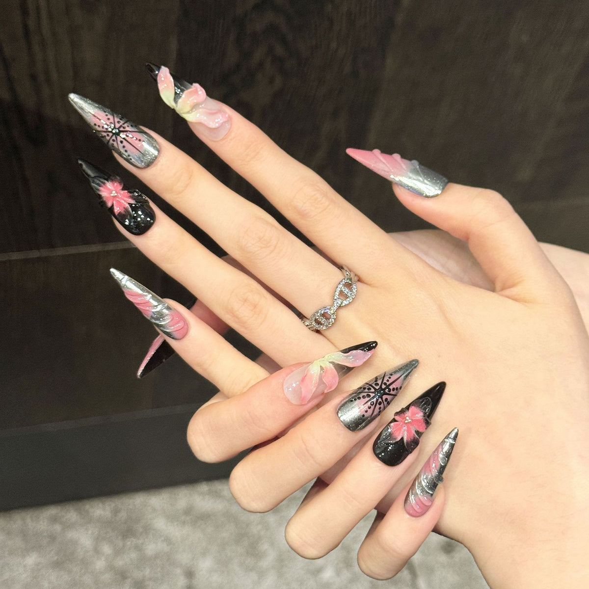 Fuchsia Metallic | Long Stiletto Press‑on Nails