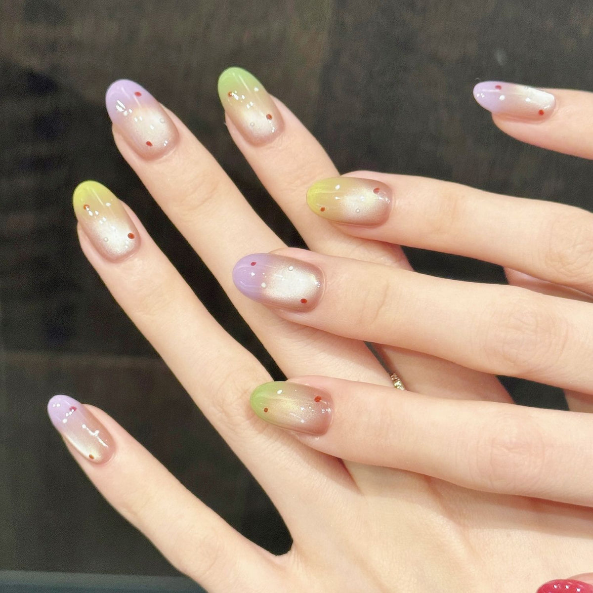 Fruity Aurora | Short Oval Press‑on Nails