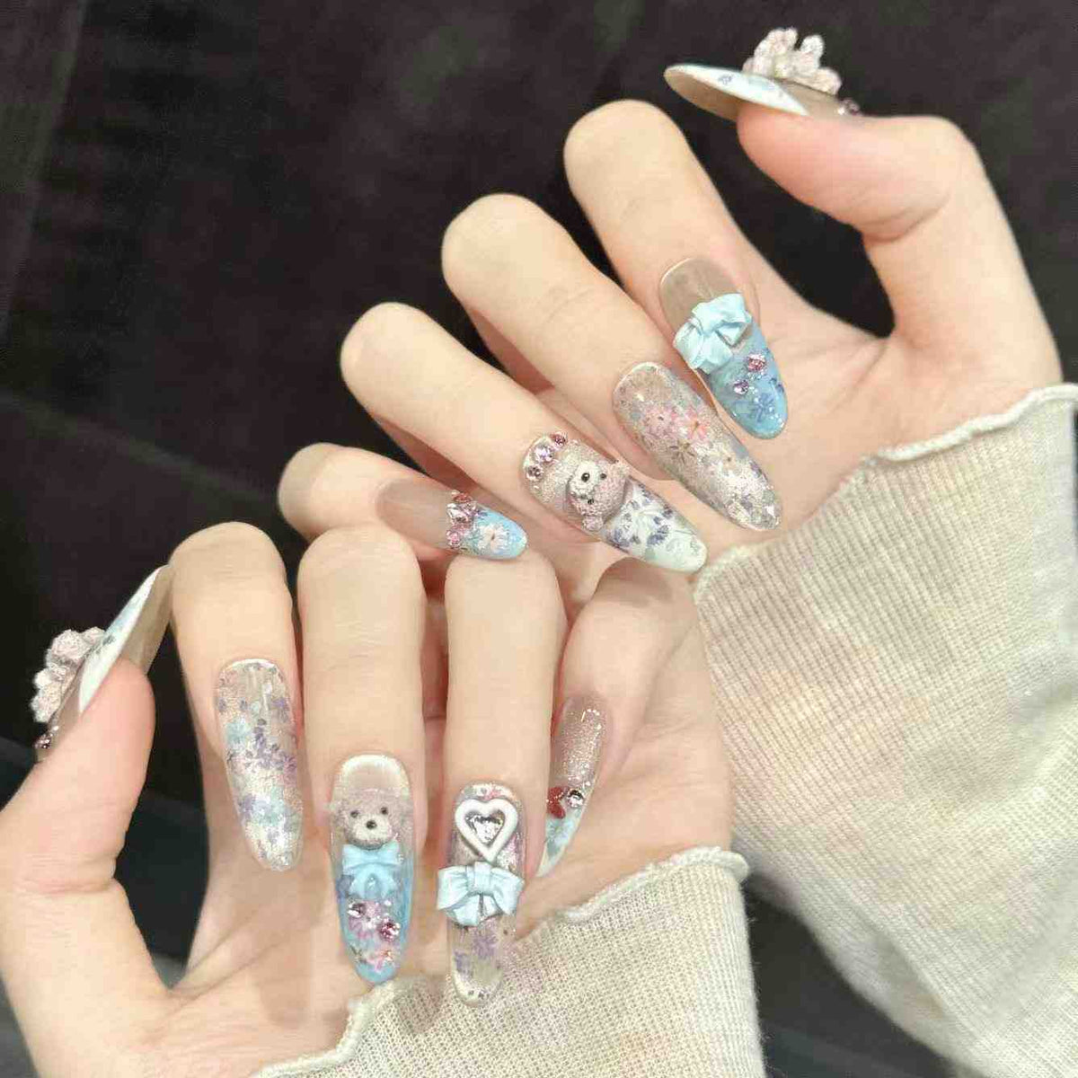 Teddy Bloom | Long Oval Press‑on Nails