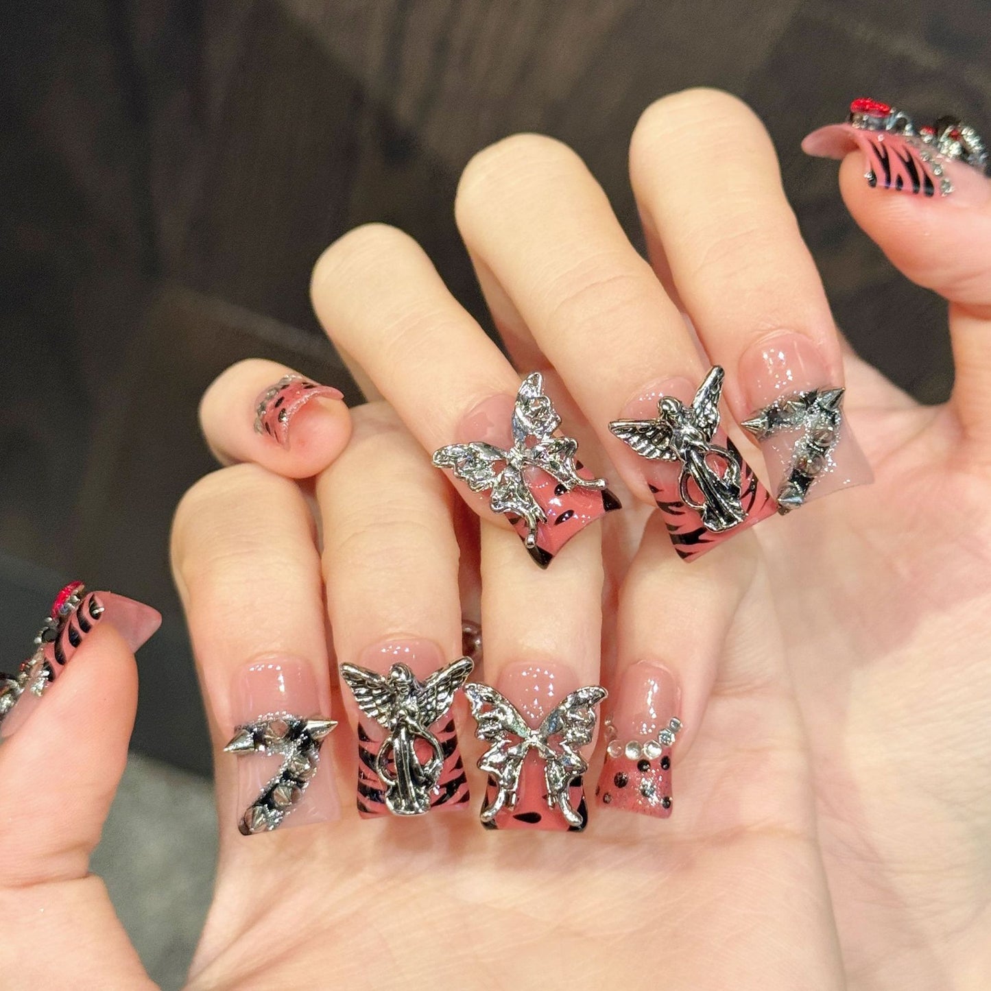 Crimson Angel | Short Duck Press‑on Nails