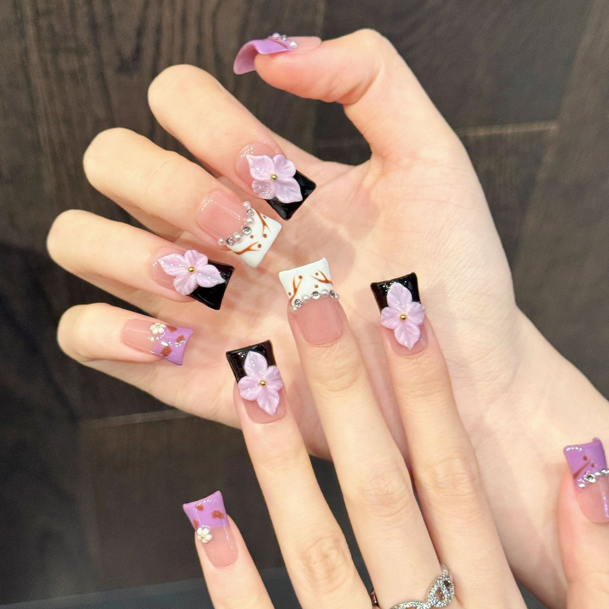 Lavender Bloom | Short Duck Press‑on Nails