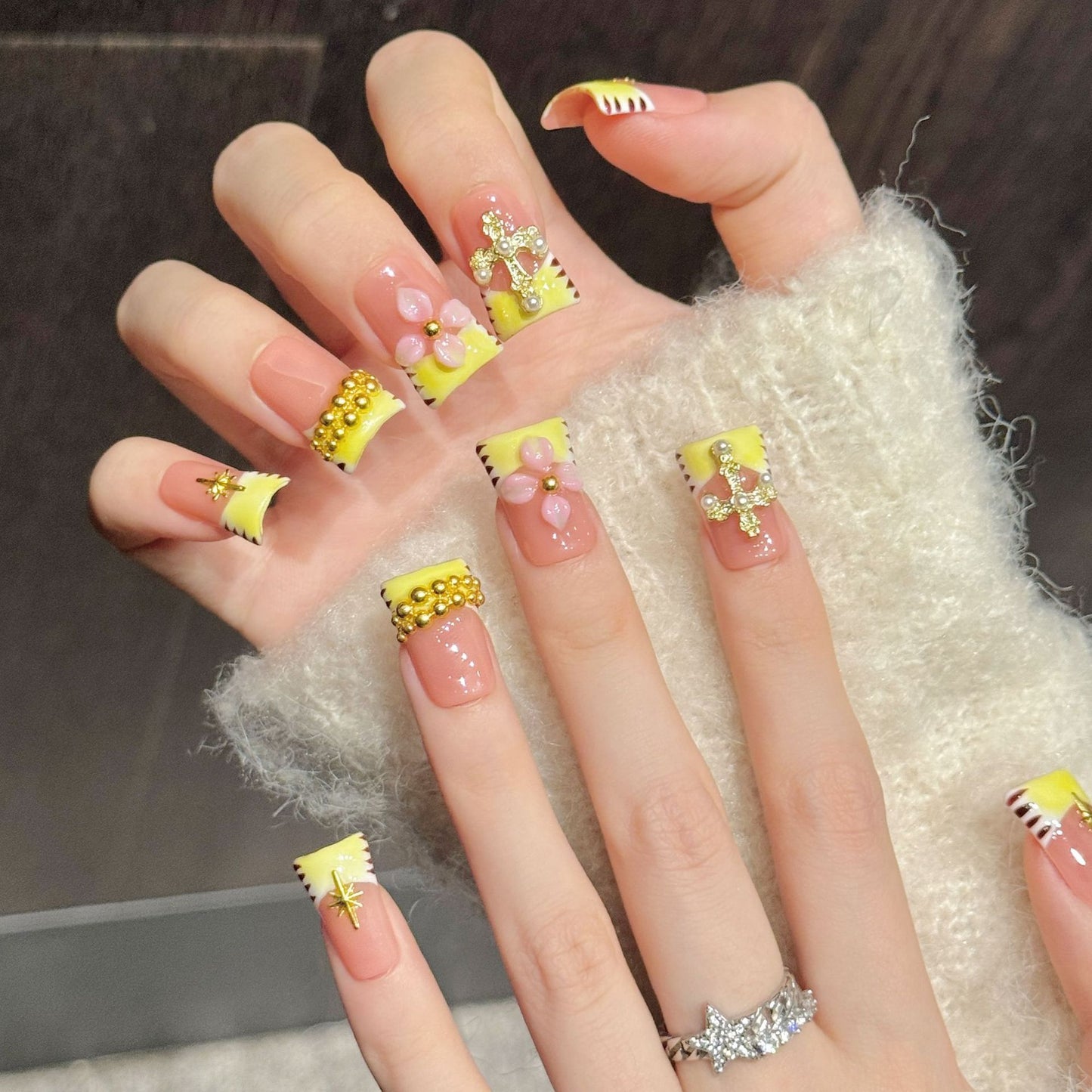 Golden Peach Shine | Short Duck Press‑on Nails