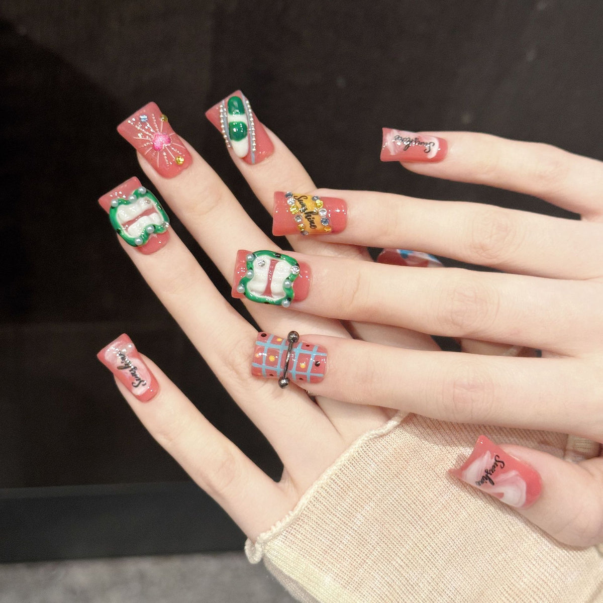 Peach Pop | Short Duck Press‑on Nails