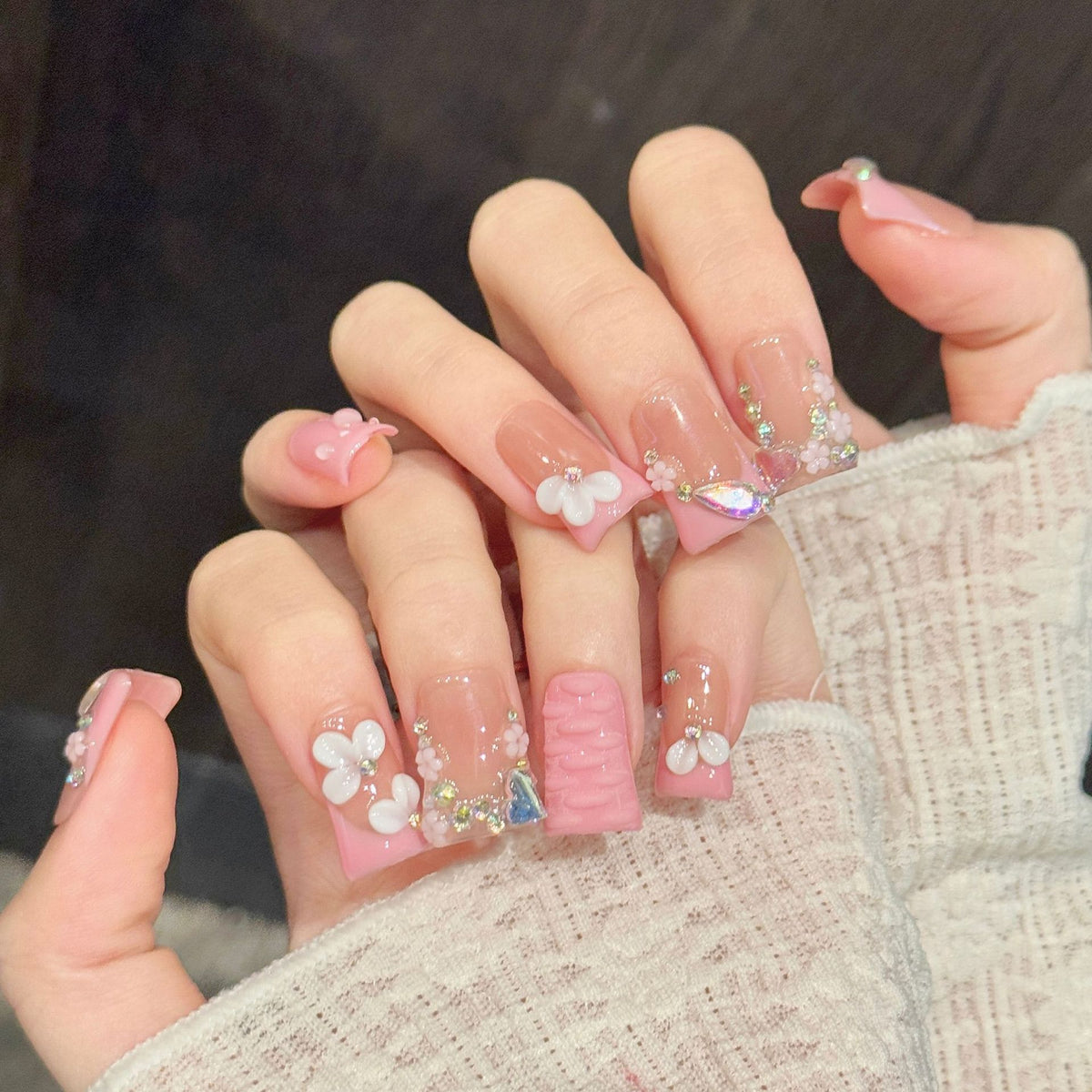 Petal Dew Spark | Short Duck Press‑on Nails