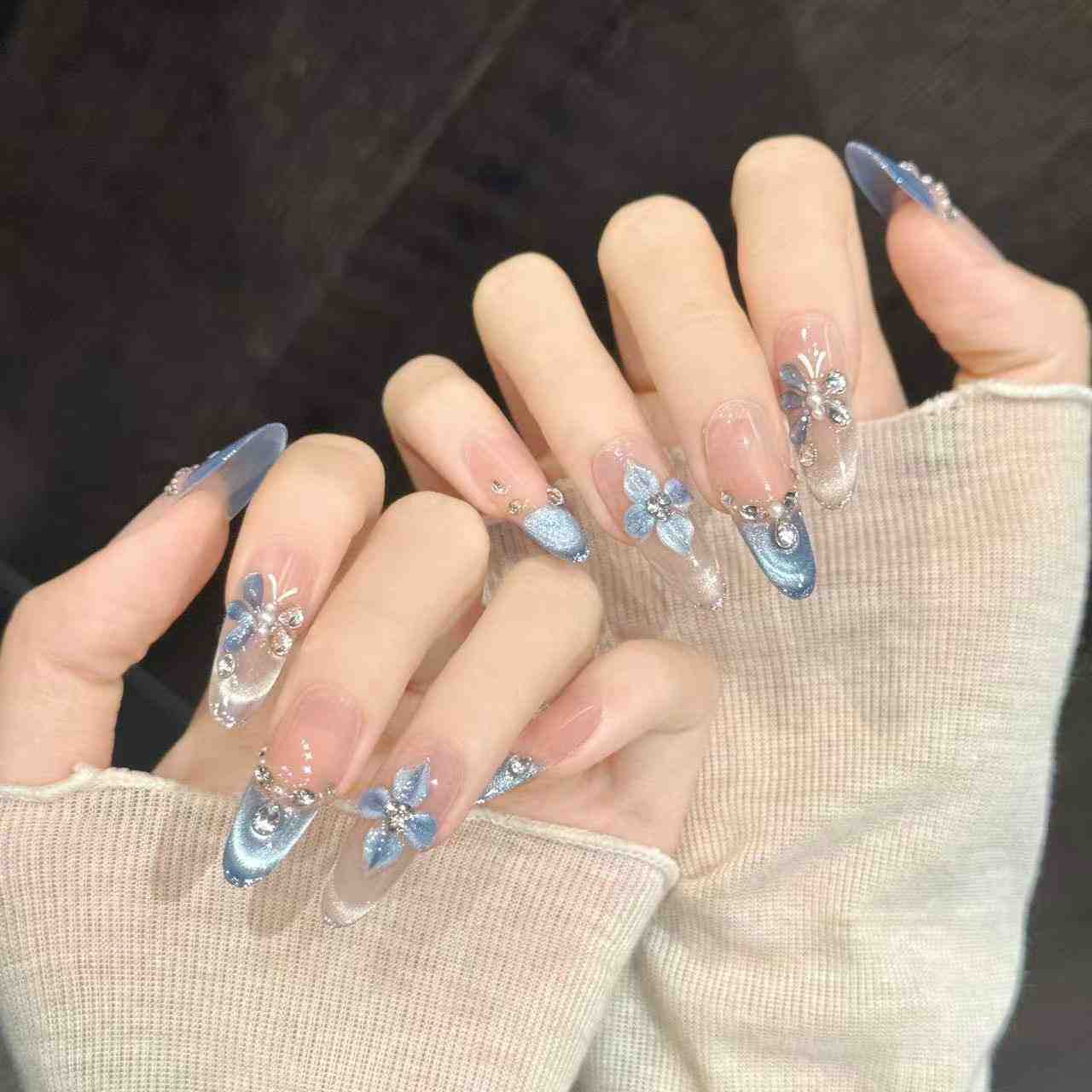 Sky Dew | Long Oval Press‑on Nails