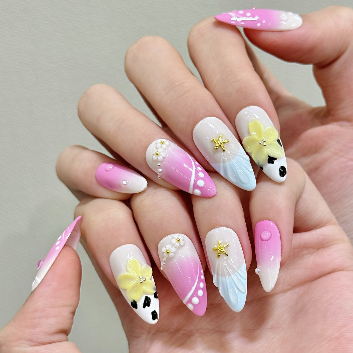 Blush Oceano | Medium Almond Press‑on Nails