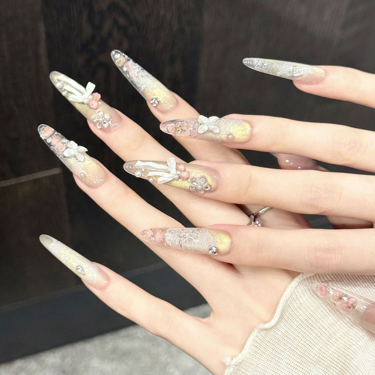 Cream Shimmer | Extra Long Stiletto Press‑on Nails