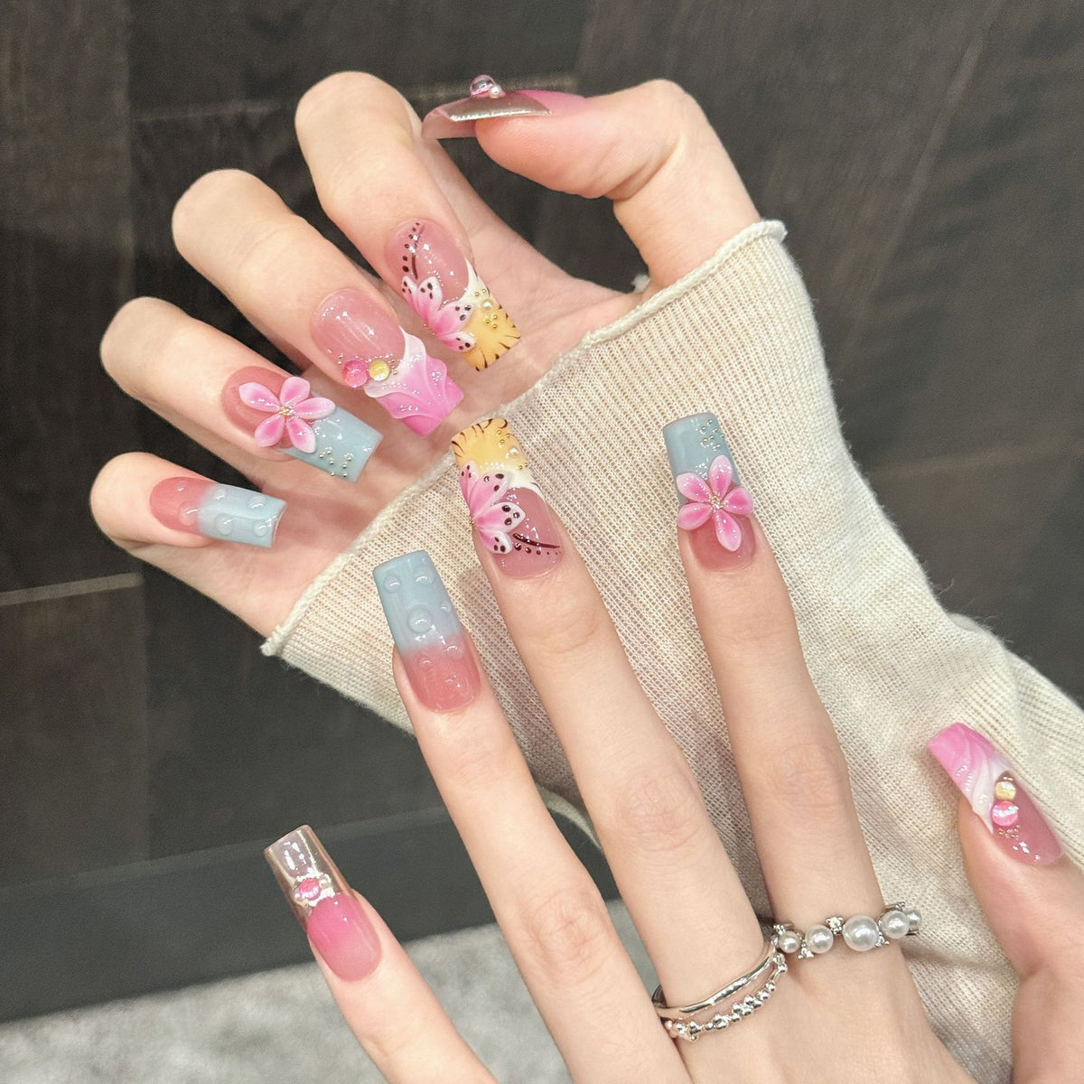 Pink Haze | Long Square Press‑on Nails