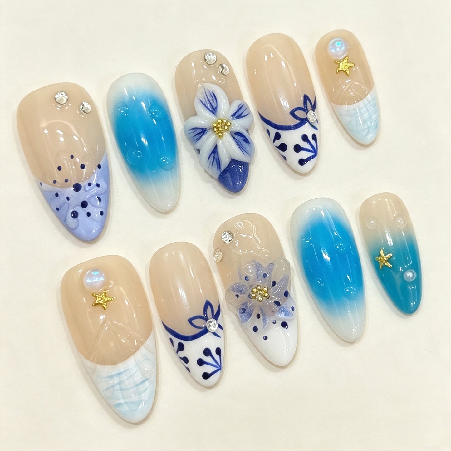 Marine Haze | Medium Almond Press-on Nails